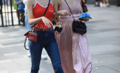 街拍可爱小姐姐搭配图片,可爱小姐姐的穿搭灵感解析